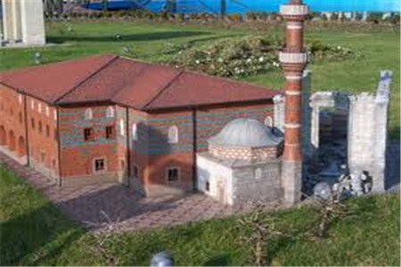 哈吉拜拉姆清真寺