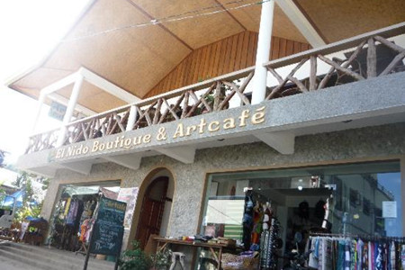 El Nido Boutique & Artcafe