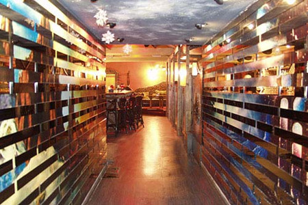 Deja Vu Cocktail-Bar