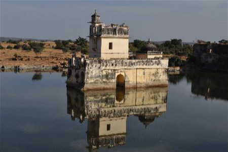 奇陶加尔女王宫