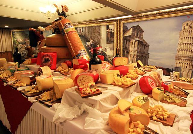 Bella Tavola Restaurante - Noite Italiana em Foz do Iguacu