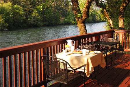 Khao Sok River Lodge Restaurant