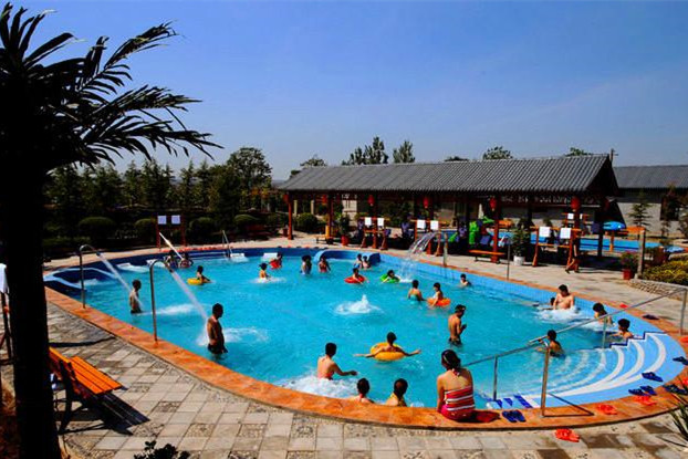 蒲城巴厘岛温泉