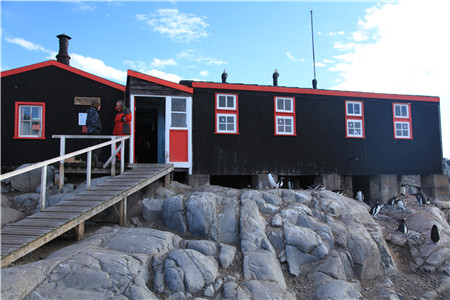 洛克罗伊港的南极博物馆