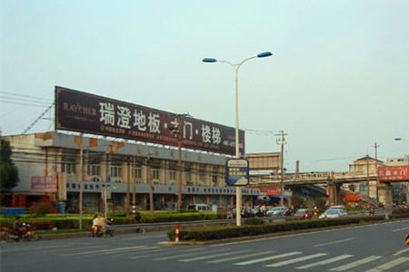 湖州南浔汽车站