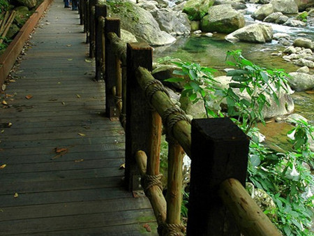 蓬莱溪护鱼步道