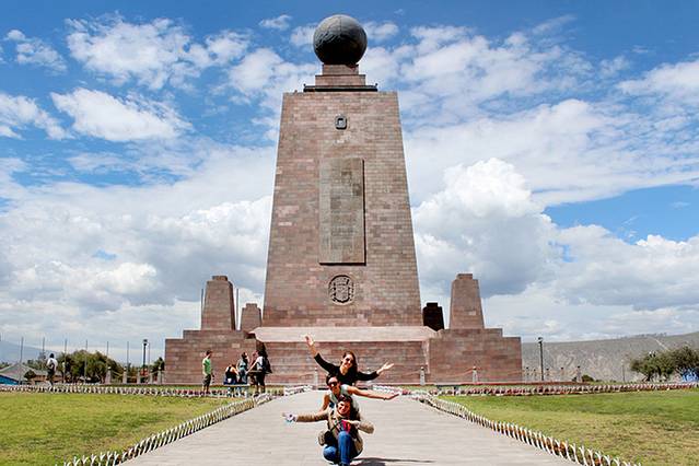 厄瓜多尔赤道纪念碑