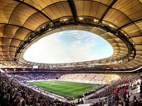 梅赛德斯-奔驰竞技场