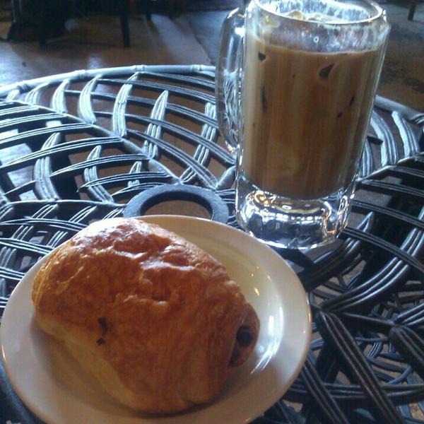 Alexander Coffee & Pub