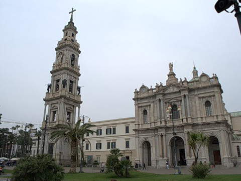 庞贝玫瑰圣母堂