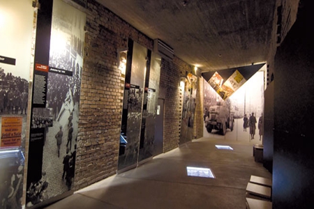 纳粹集结地档案中心