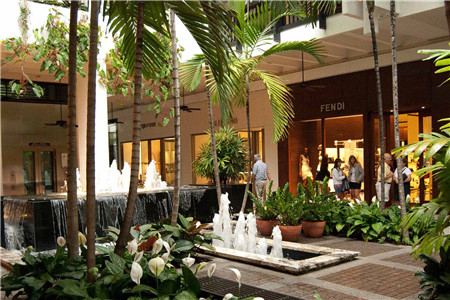 巴伯港购物中心