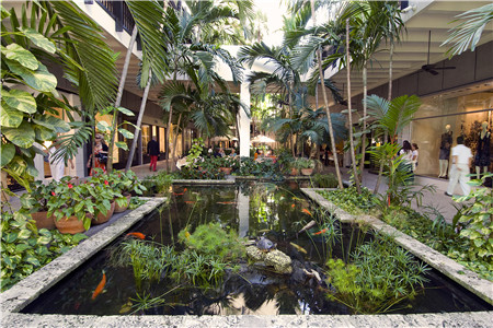 巴伯港购物中心