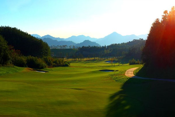 黄山卧虎高尔夫球场