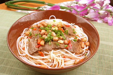 杨氏巷子米粉(龙岳店)