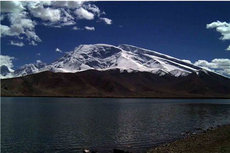 达瓦昆沙漠旅游风景区