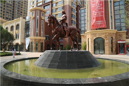 百年滇越法式风情街