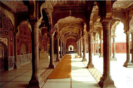 瓦齐尔•汗清真寺