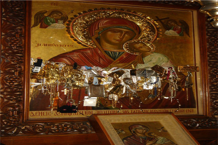 米特罗波利斯大教堂