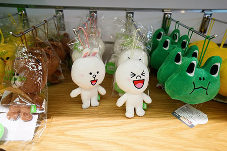 LINE FRIENDS STORE（微风松高店）