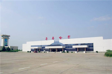 齐齐哈尔三家子机场