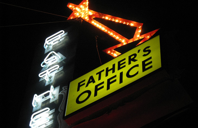 爸爸的办公室汉堡店