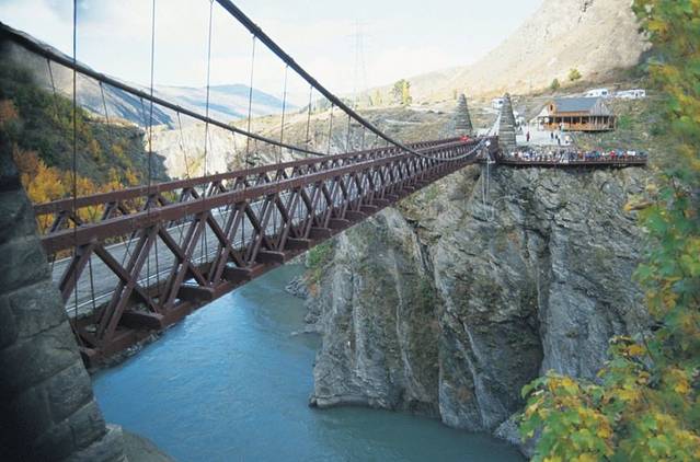 AJ Hackett卡瓦劳大桥蹦极中心