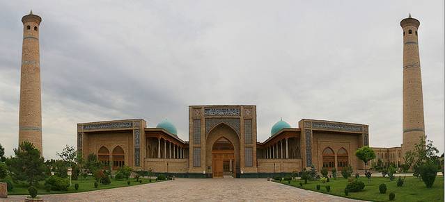 哈兹拉提伊玛目清真寺