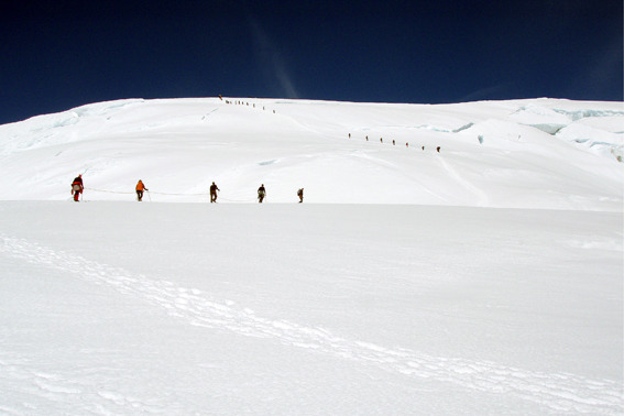 华纳达尔斯赫努克火山