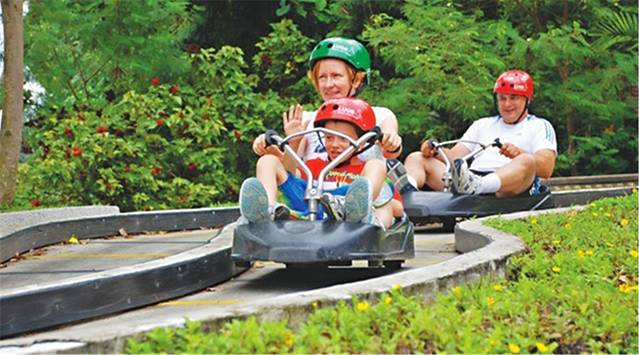 新加坡天际线斜坡滑车