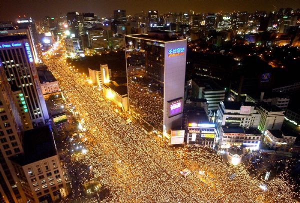 江南地铁站购物中心