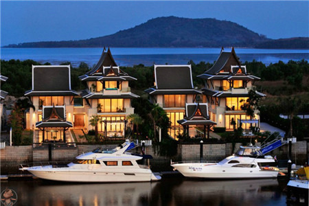 皇家普吉岛码头