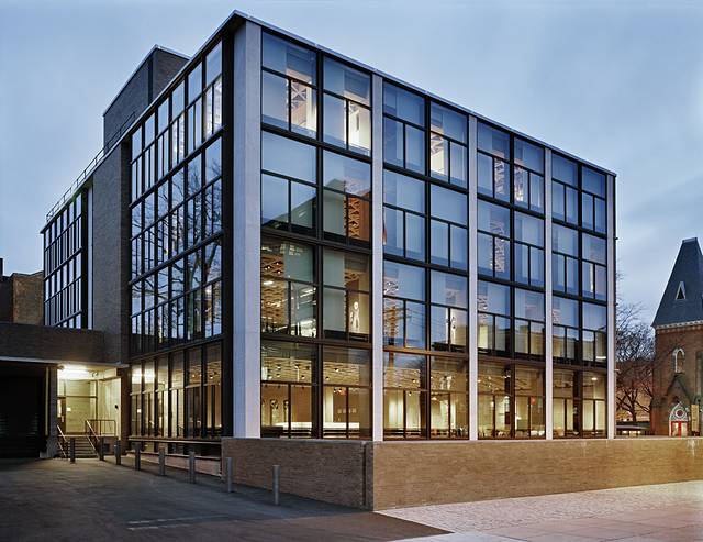 耶鲁大学美术馆