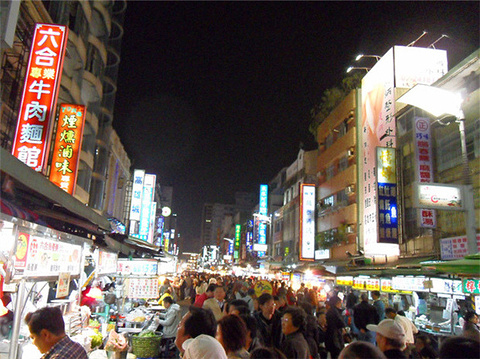 六合夜市