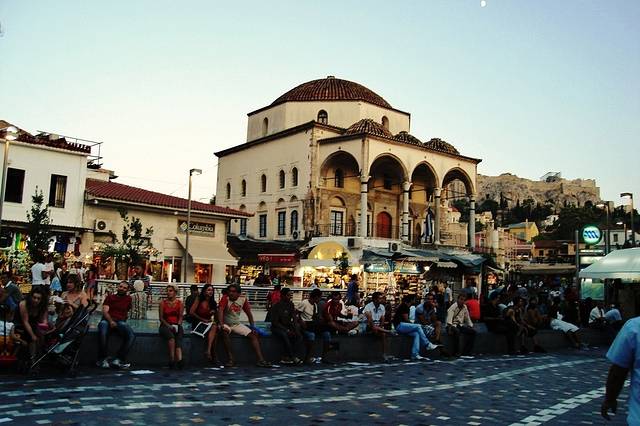 蒙纳斯提拉奇广场