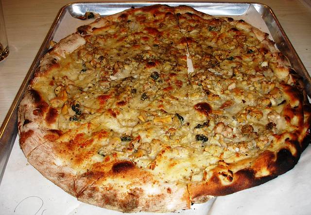 Frank Pepe's The Spot