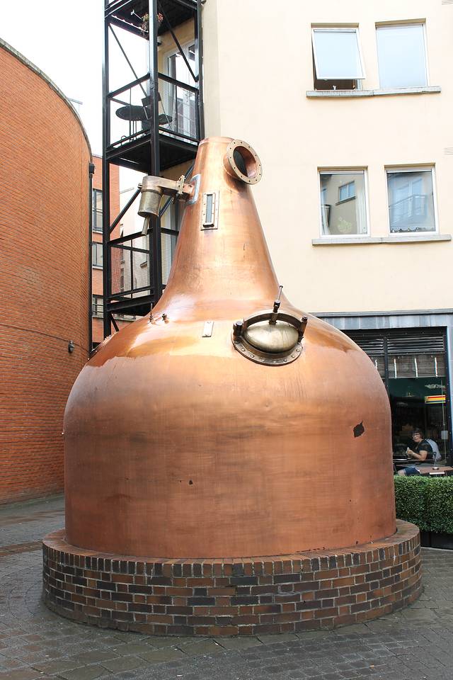 老詹姆森酿酒厂