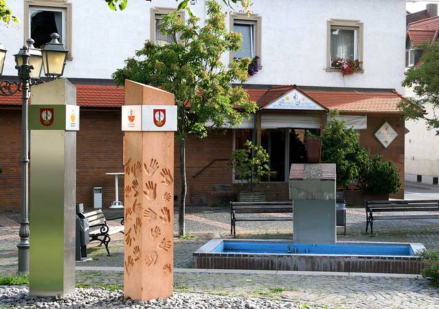 蓝围裙大妈香肠店