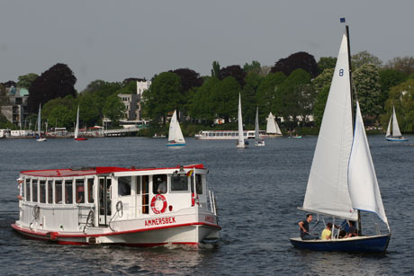 阿斯特游船公司