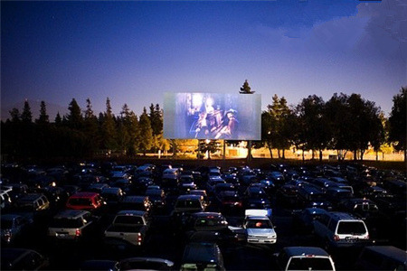珠海夜幕汽车影院