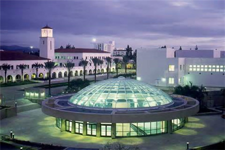 加州大学圣地亚哥分校