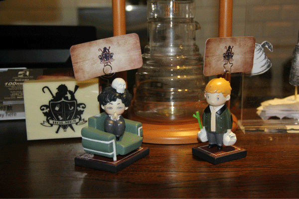 福尔摩斯纪念品公司‎