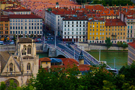 索恩河波拿巴桥