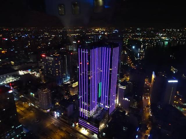 52号直升机酒吧