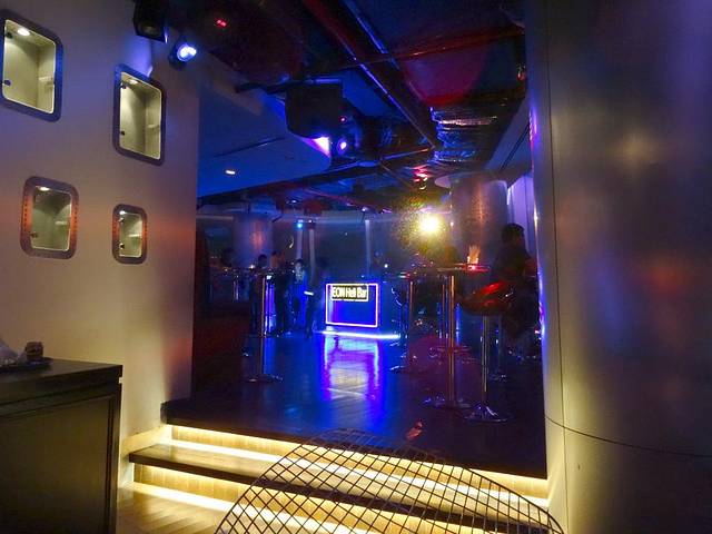 52号直升机酒吧