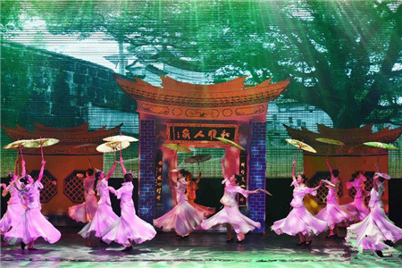 《梦幻腾冲》演出