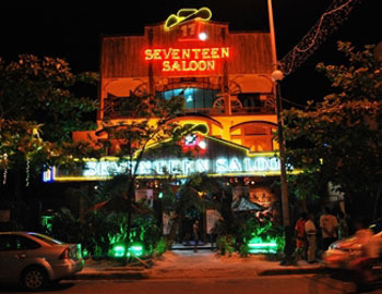 Seventeen Cowboys Club