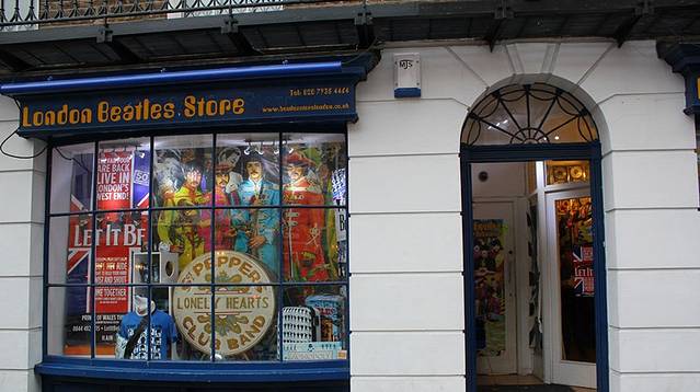 Beatles 纪念品店