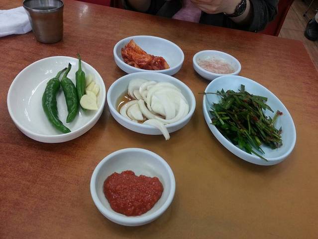 TWIN PORK SOUP WITH SOUP