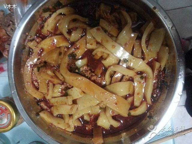 小吴酿皮(气象巷一分店)